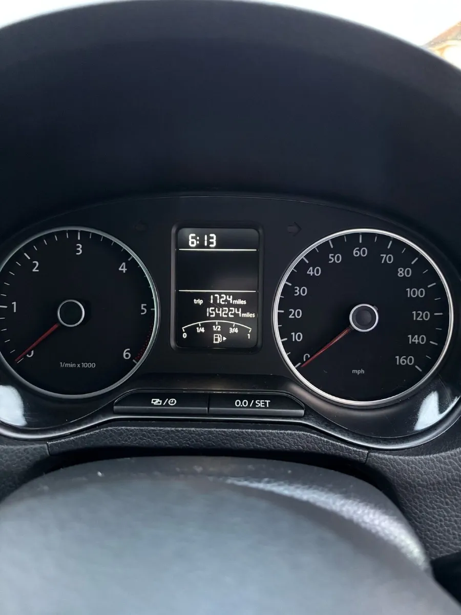 Volkswagen Polo 2014 - Image 2
