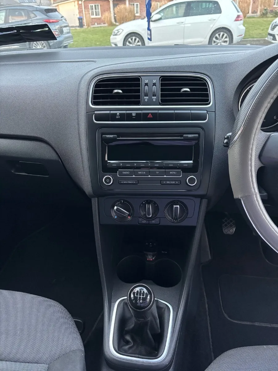 Volkswagen Polo 2014 - Image 4