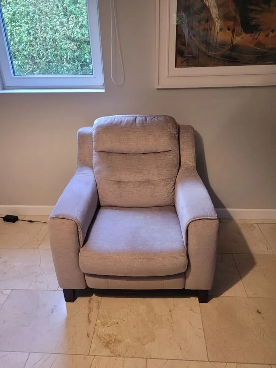 Power recliner Armchair - Image 1