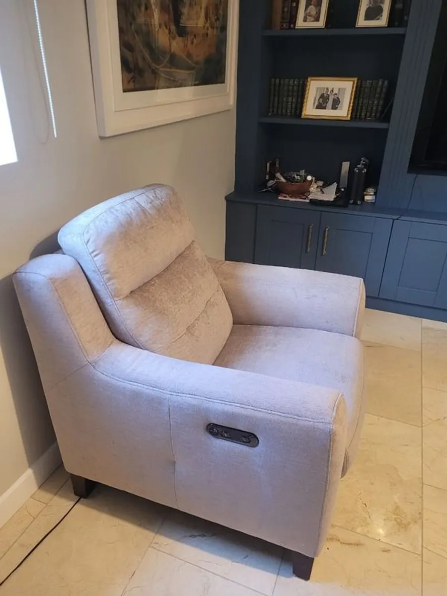 Power recliner Armchair - Image 2