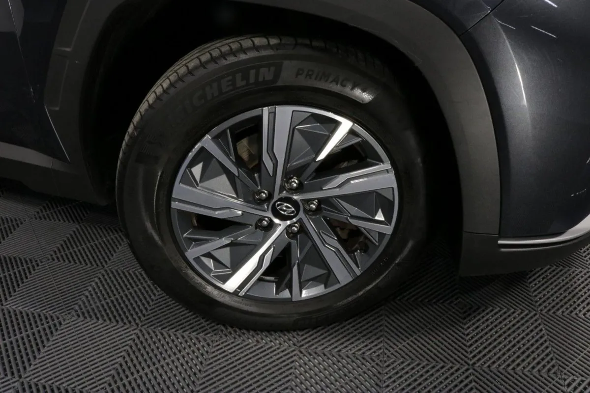 Hyundai Tucson Comfort Plus 1.6l Diesel SUV - Tes - Image 3