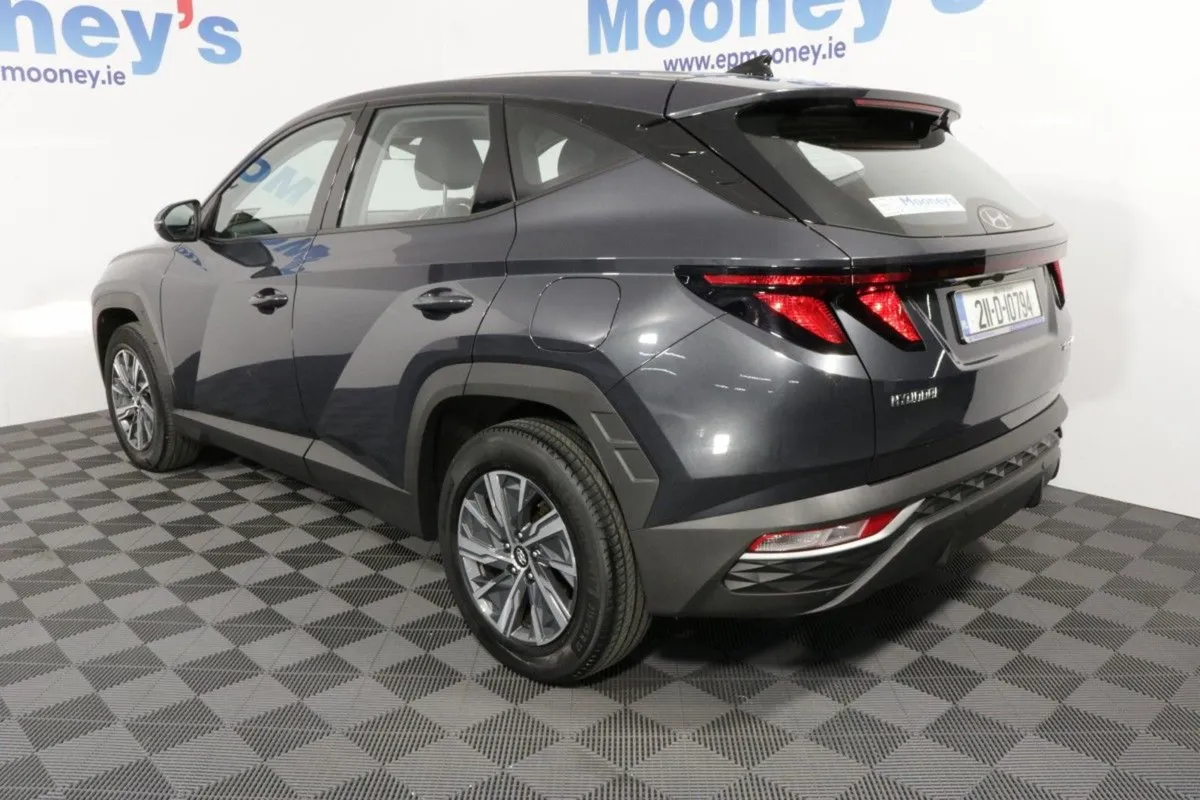 Hyundai Tucson Comfort Plus 1.6l Diesel SUV - Tes - Image 4