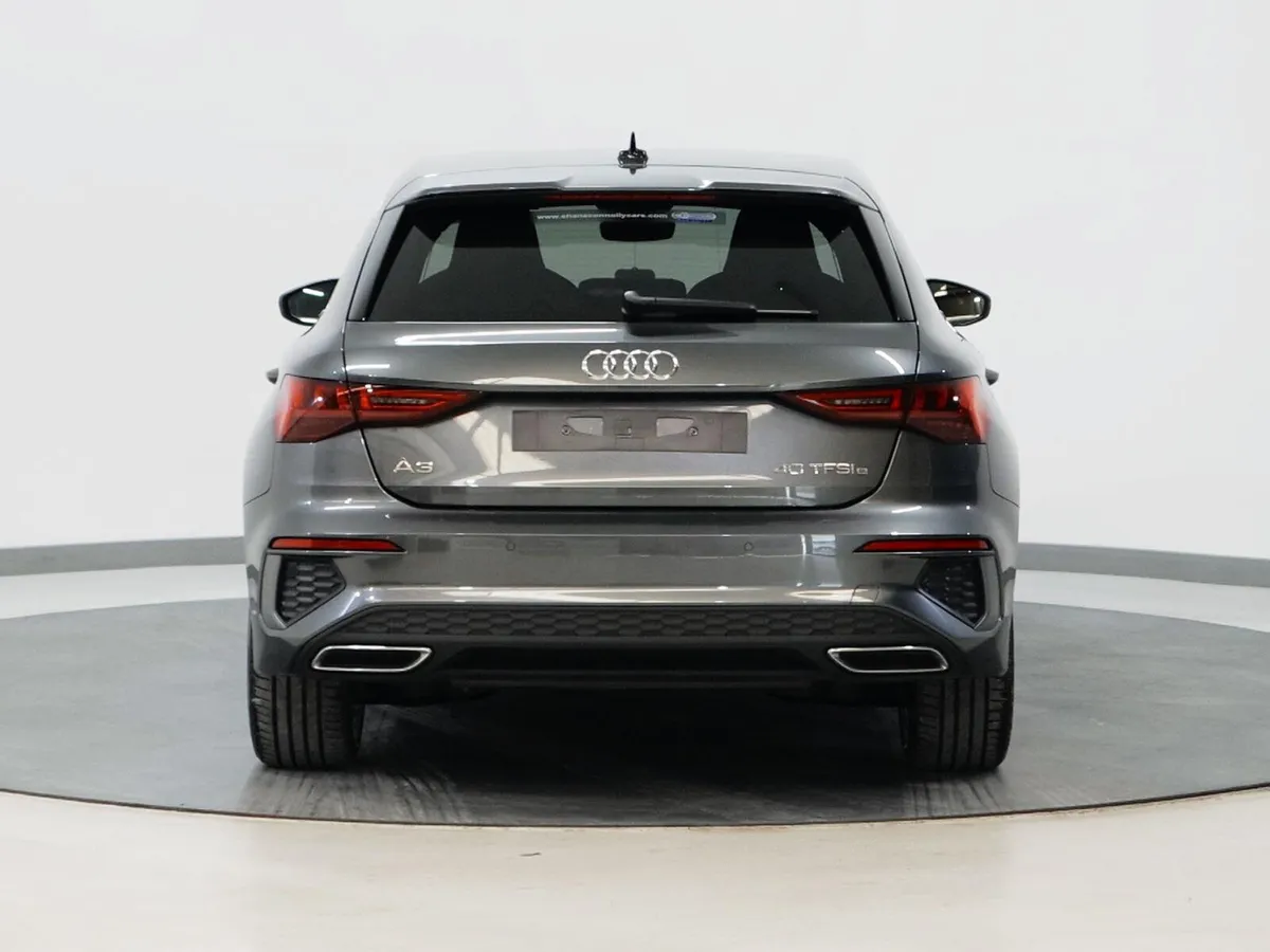 *56* 2022 Audi A3 1.4 tfsi s-line auto - Image 4