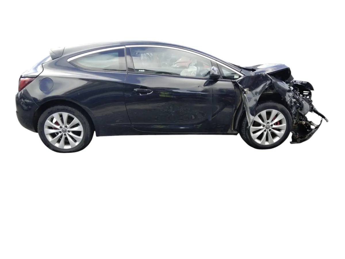 2016 OPEL ASTRA Breaking/Dismantling - Image 2