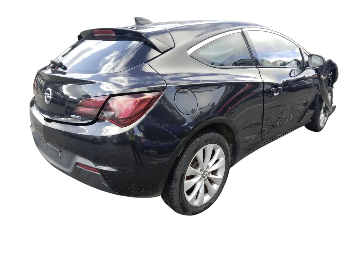 2016 OPEL ASTRA Breaking/Dismantling - Image 3