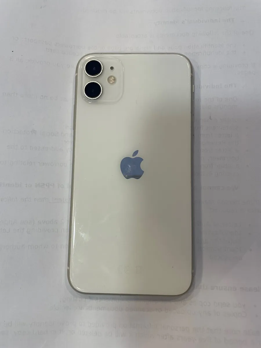 iPhone 11 unlocked - Image 3