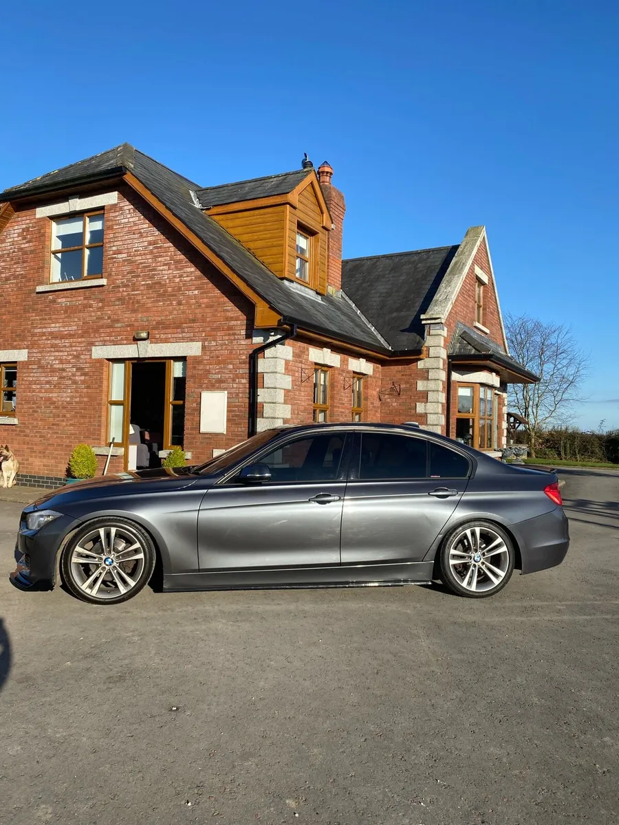 BMW 318D f30 - Image 2