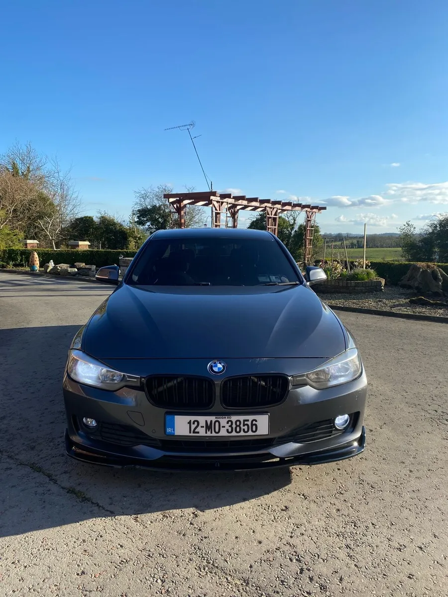 BMW 318D f30 - Image 4