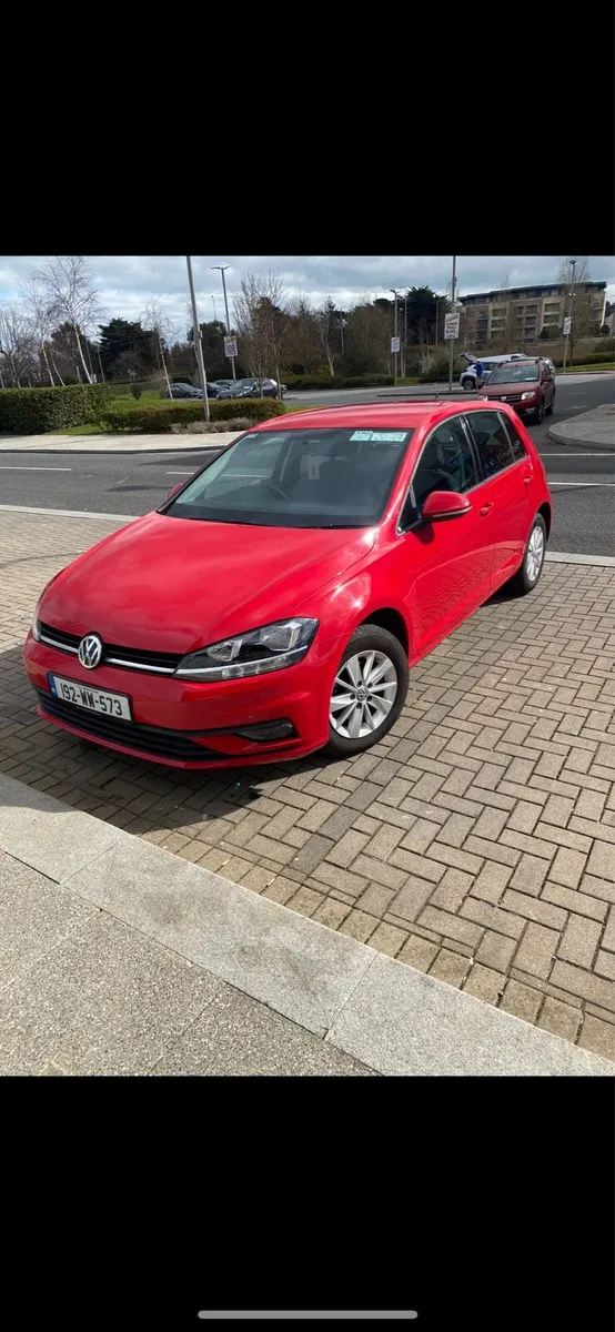 Volkswagen Golf 2019 6speed manual - Image 2