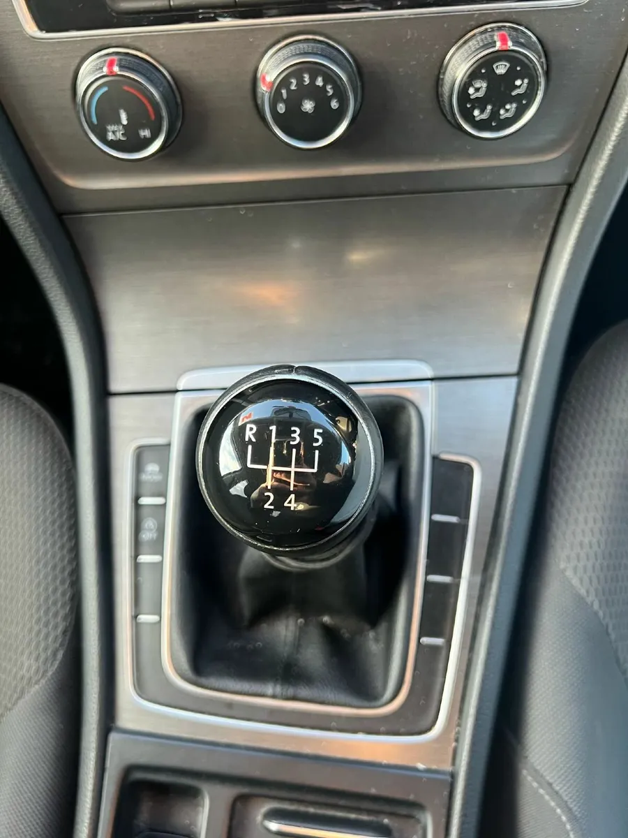 Volkswagen Golf 2013 - Image 3