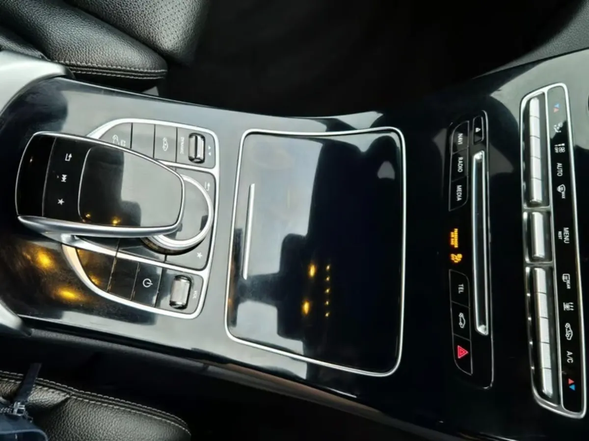 Mercedes-Benz C-Class 2016  C350 hybrid - Image 4