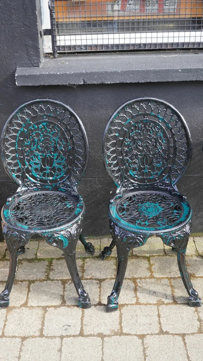 Beautiful Vintage Spanish Outdoor Set - Image 2