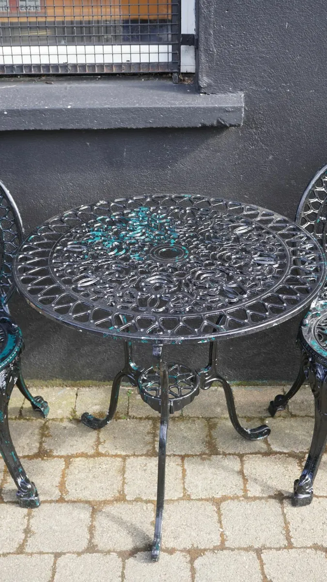 Beautiful Vintage Spanish Outdoor Set - Image 3