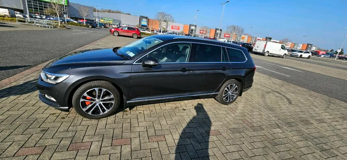 Passat B8 Automatic Highline Digital Cockpit - Image 1