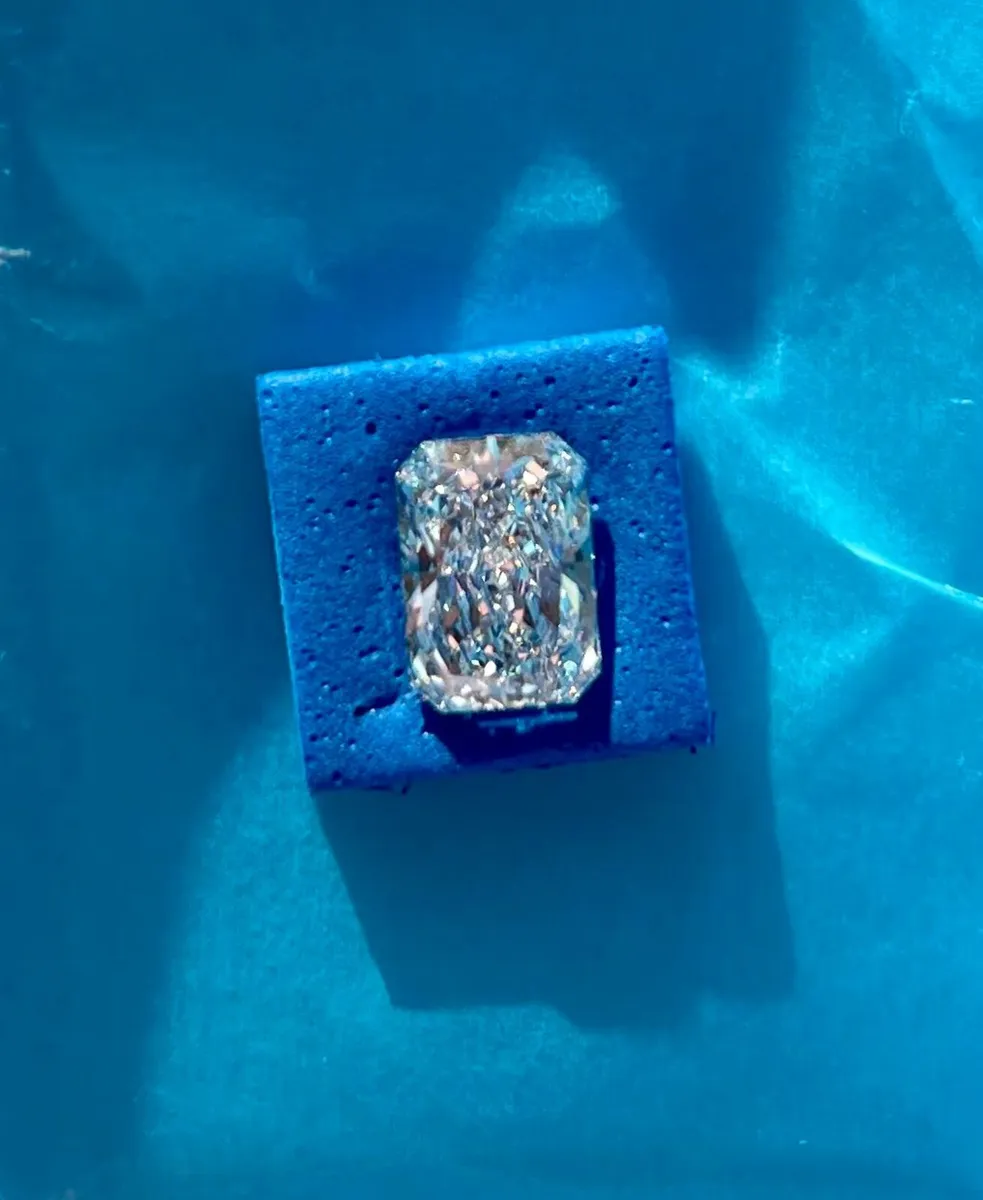 Diamond loose stone, 3.23 carats VS1 - Image 1