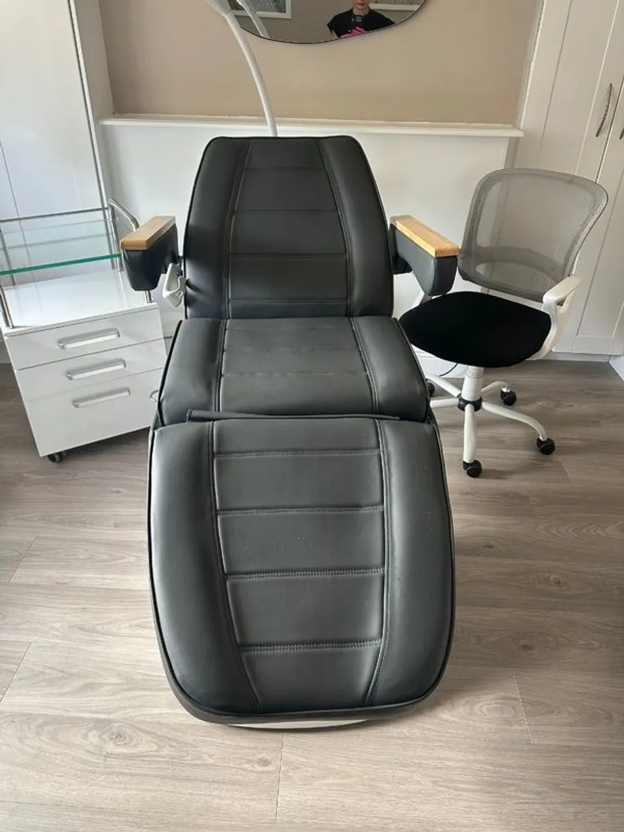 Electric Cosmetic Bed - Image 2