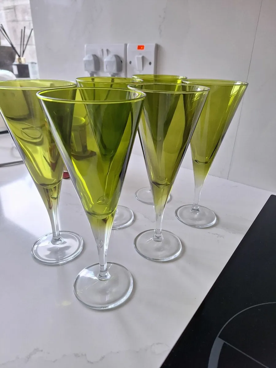 Wine glasses - Image 1