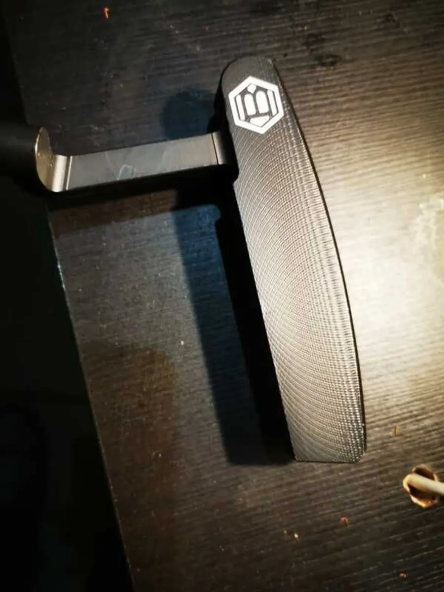 Bettinardi BB8W Putter - Image 1
