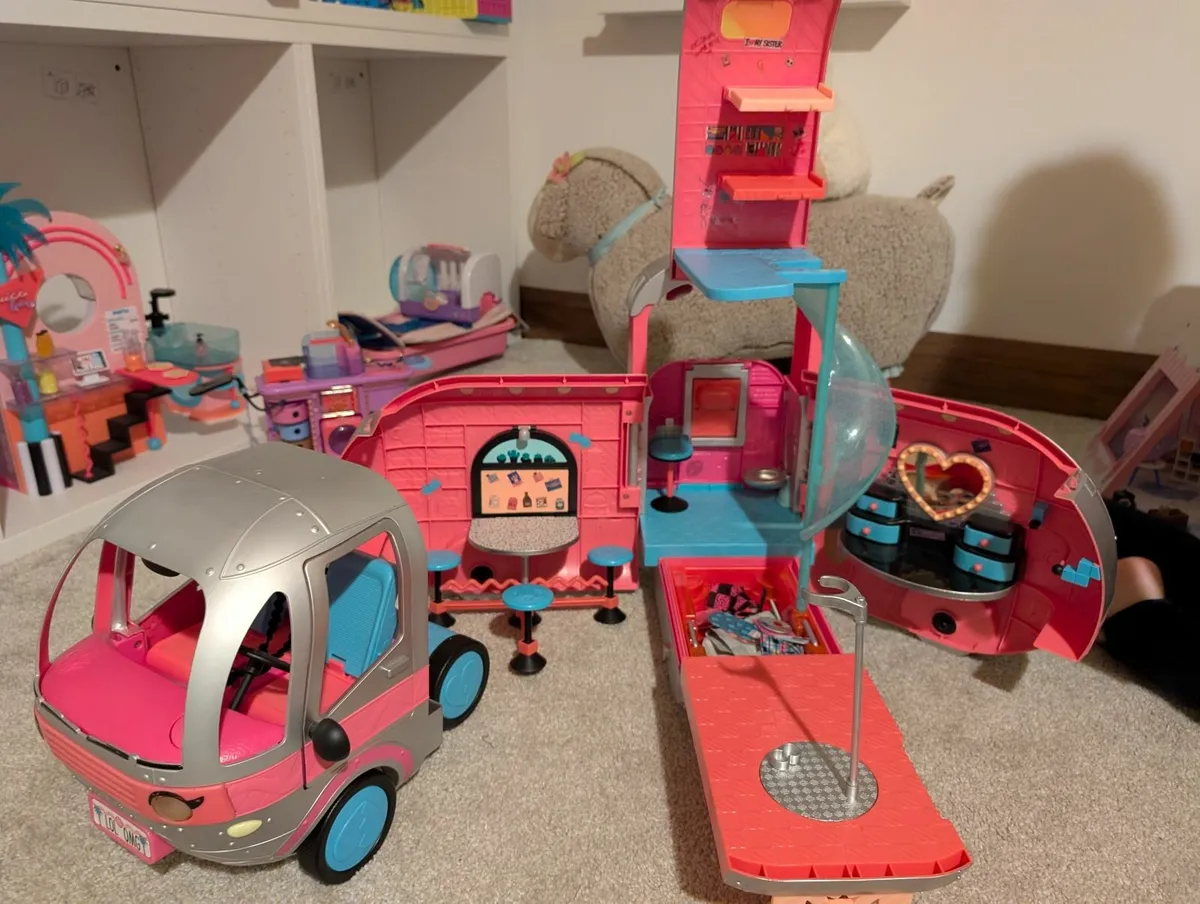 LoL toys, brillant condition, never played with - Image 3