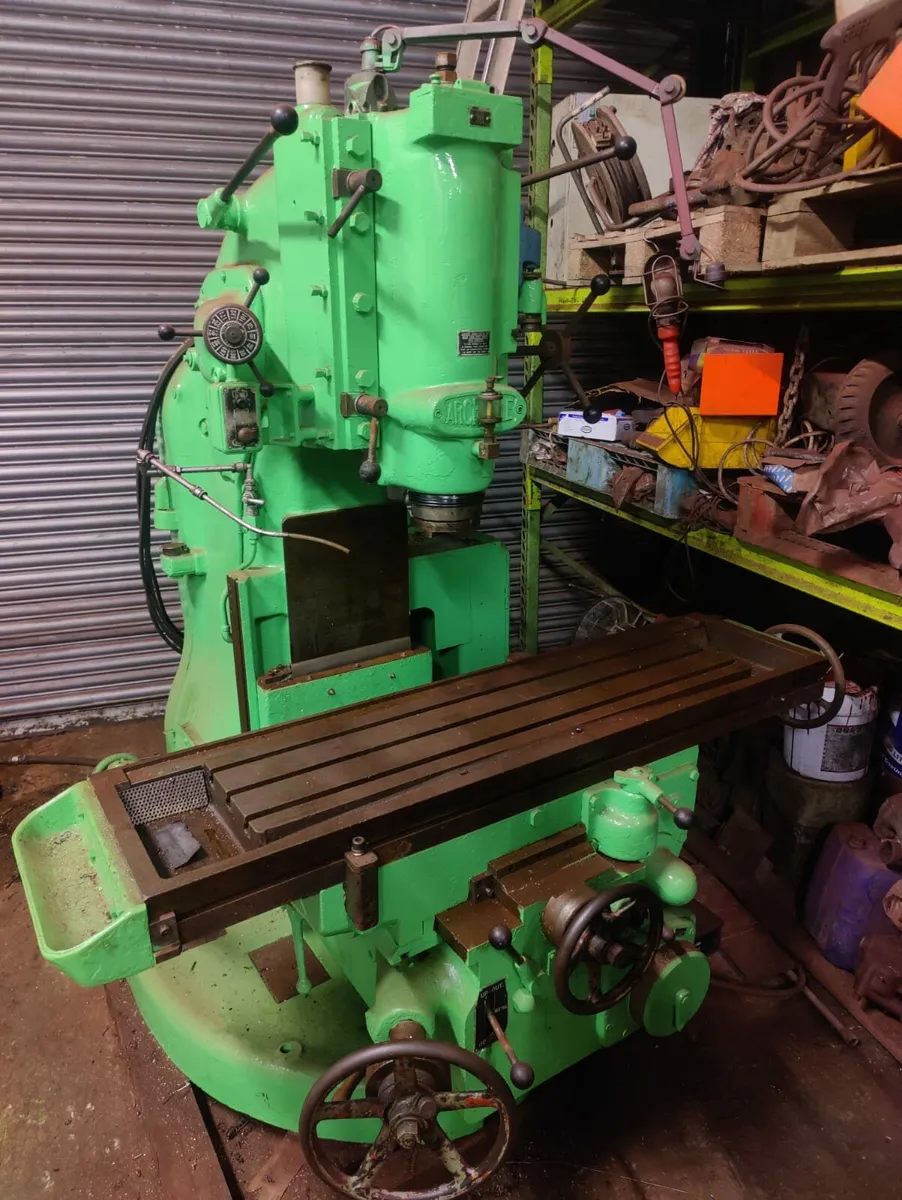 Milling Machine - Image 4