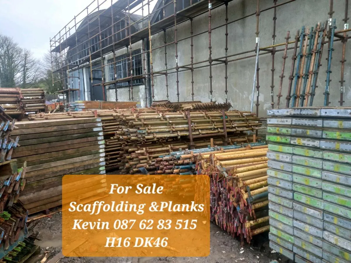 Painted scaffold - Image 1