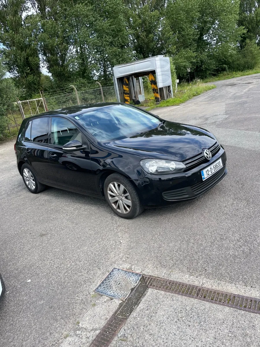 Volkswagen Golf 2012 - Image 2