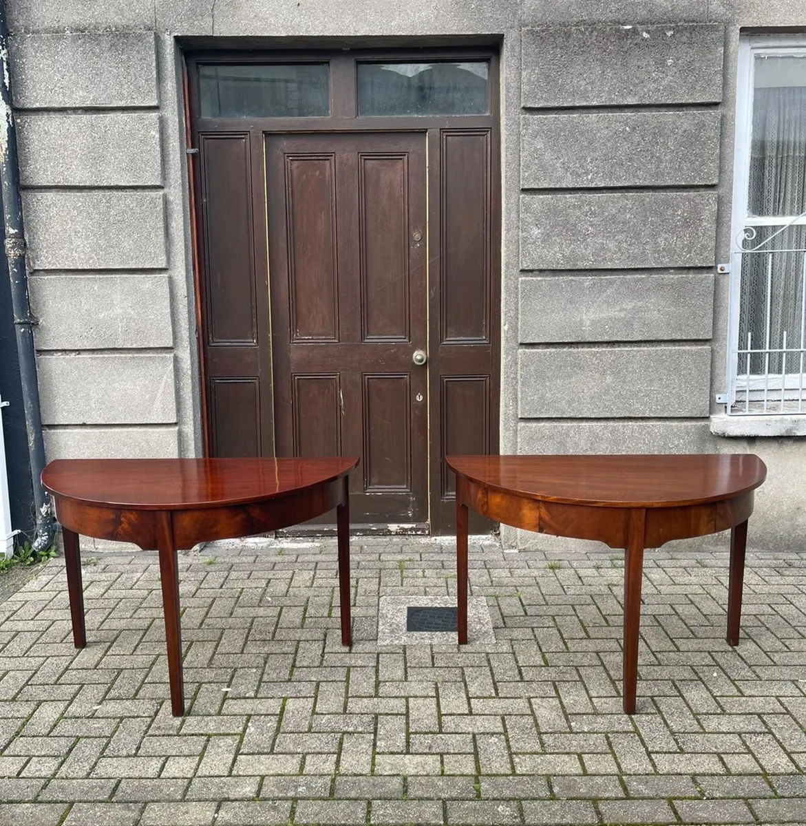 Pair of Robert Strahan demilune. Side tables - Image 1
