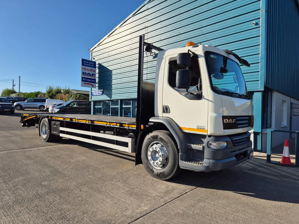 2012 DAF LF 220 18TON CHEESEWEDGE - Image 1