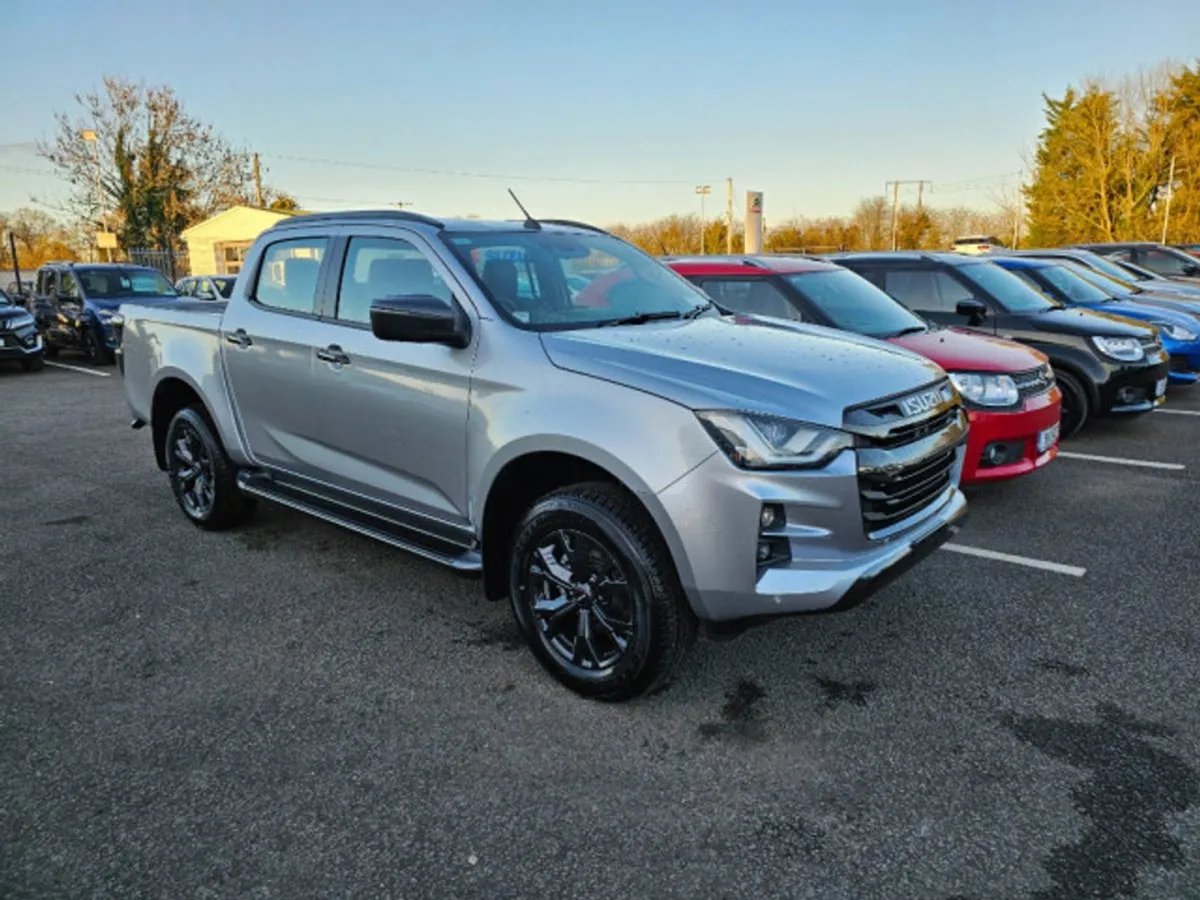 Isuzu D-Max Automatic - Image 2