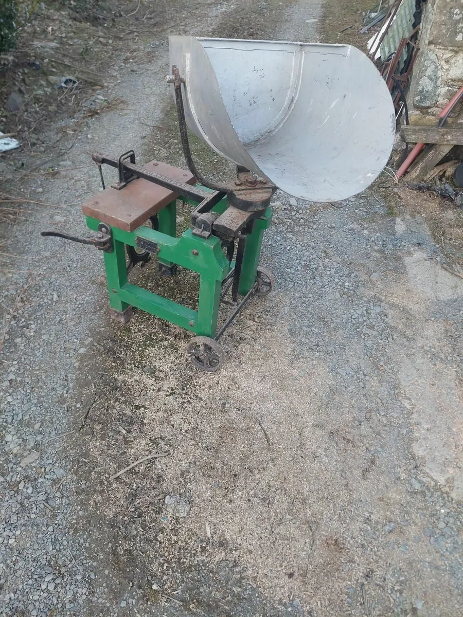 antiques - Image 1