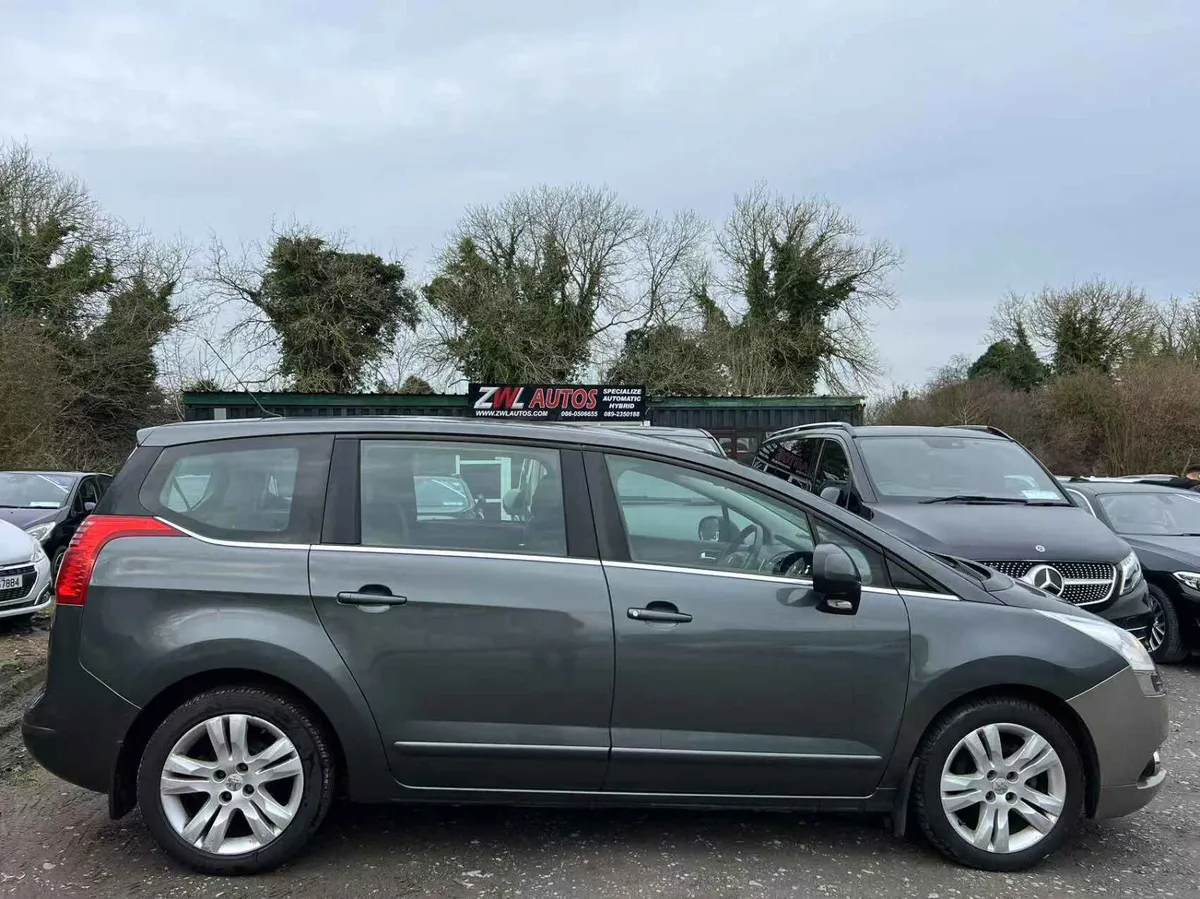 12 Peugeot 5008 1.6HDI 7 Seats - Image 4