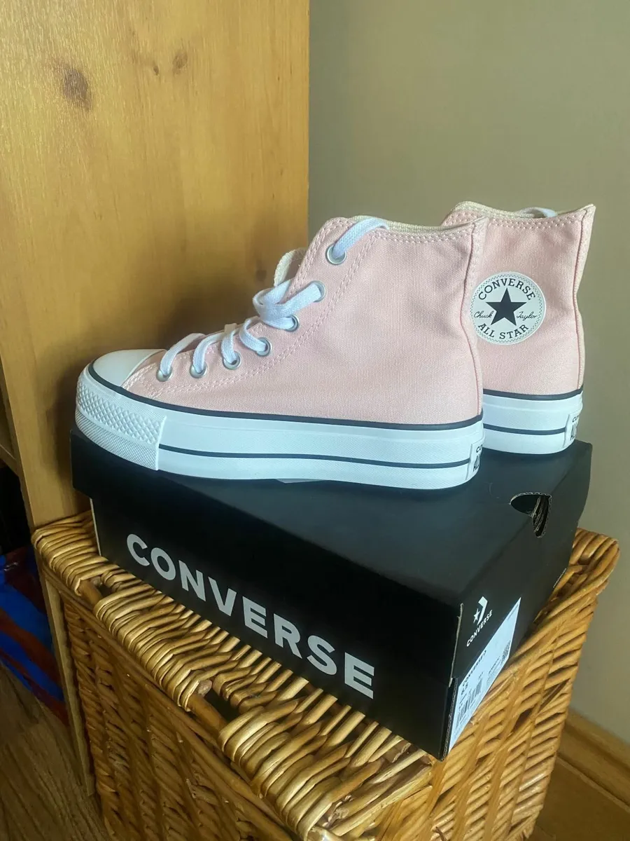 Converse Pink Runners - Image 1