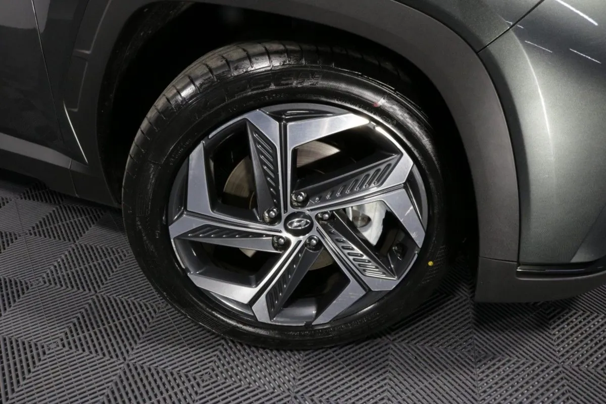 Hyundai Tucson Plug IN Hybrid Executive Plus 1.6l - Image 4