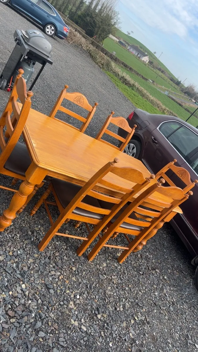 Table and 6 Chairs - Image 3