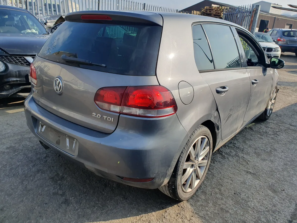 10 VOLKSWAGEN GOLF 2.0 TDI (CFF) FOR BREAKING - Image 4