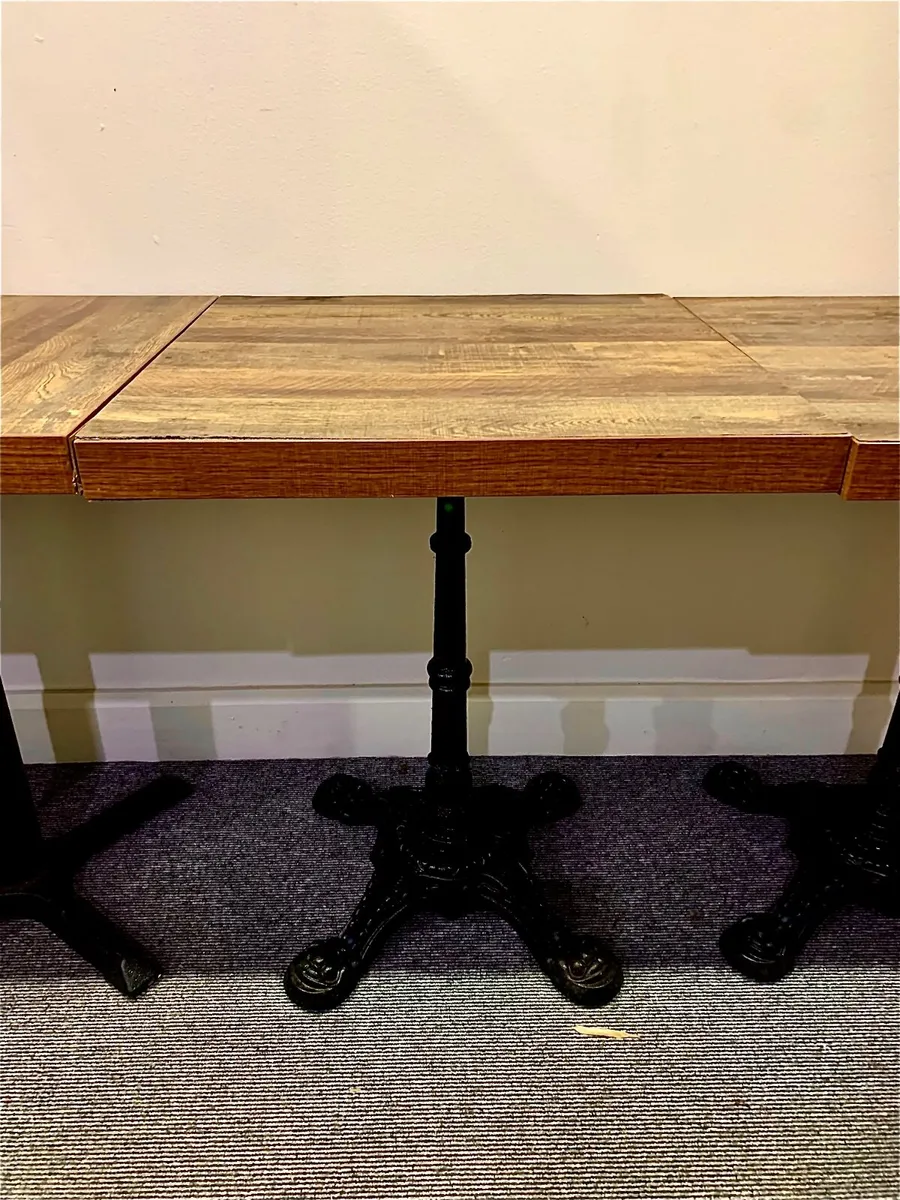 Tables & high stools - Image 1