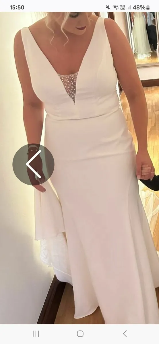 Wedding dress - Image 4