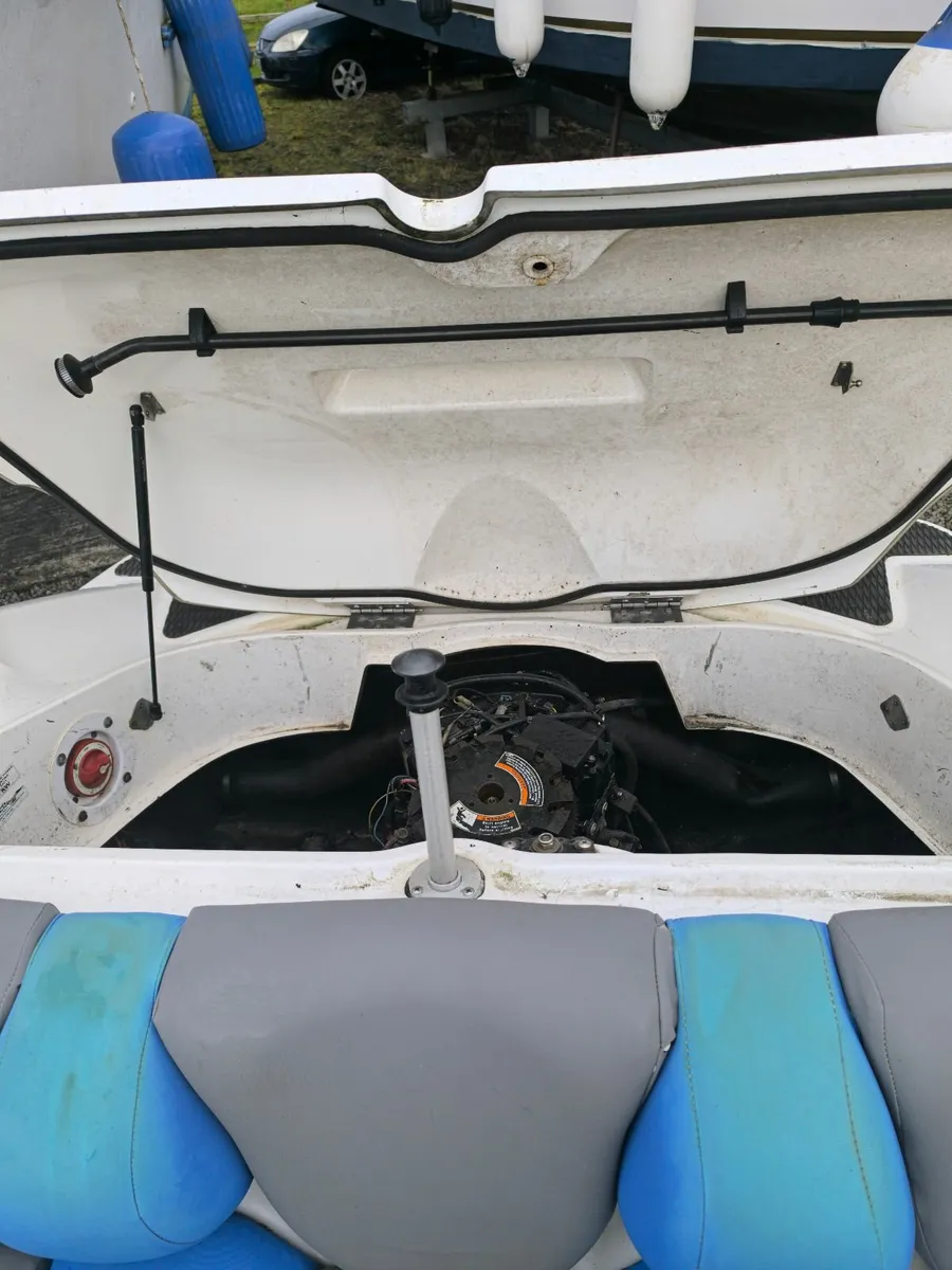 Mercury inboard jet drive motor - Image 4