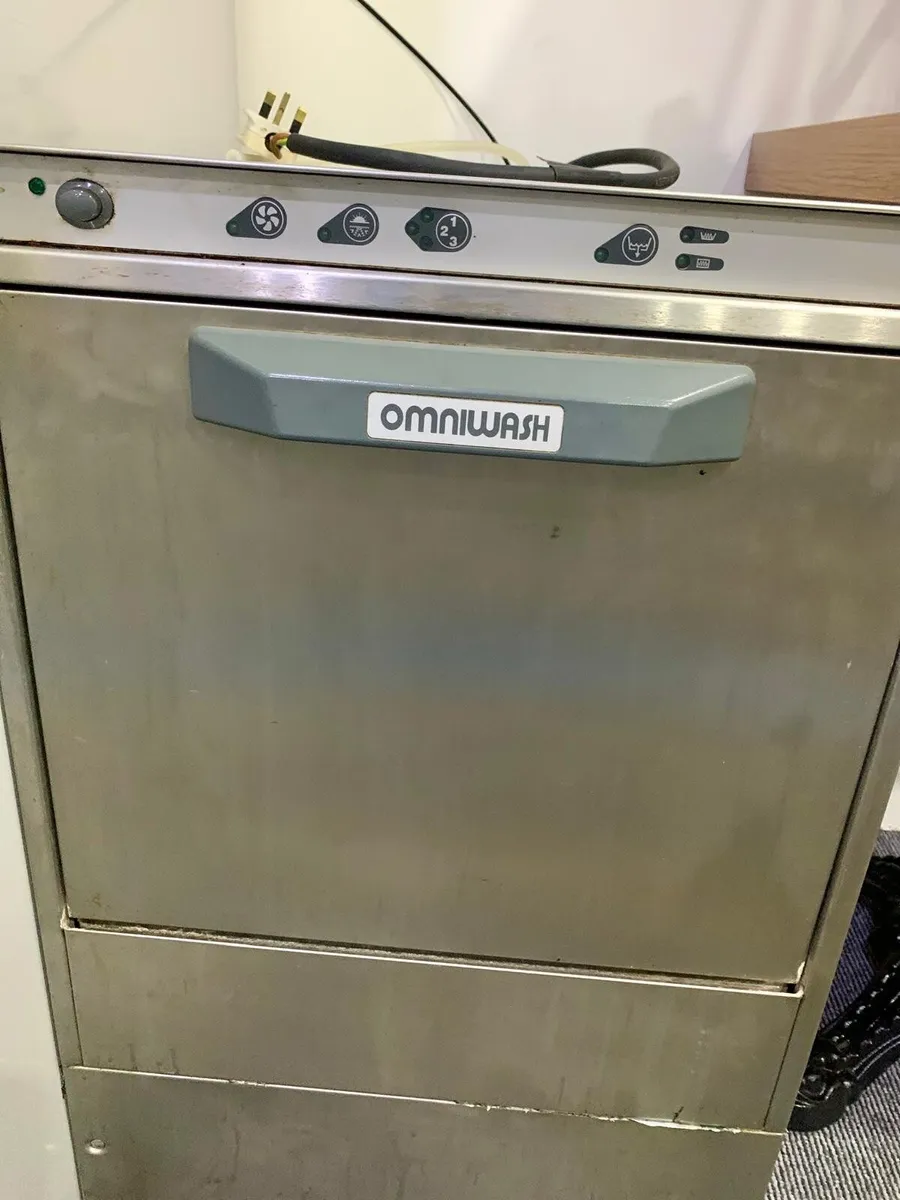 Glass washer