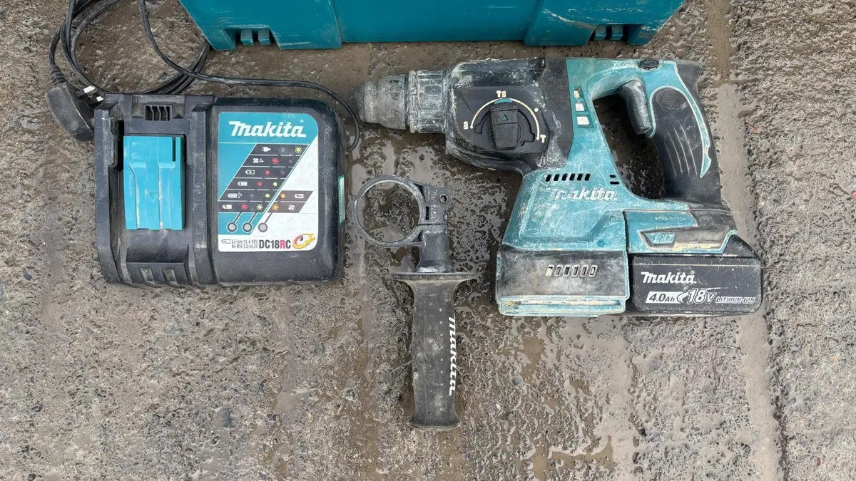 Makita SDS Drill 18Volt - Image 2