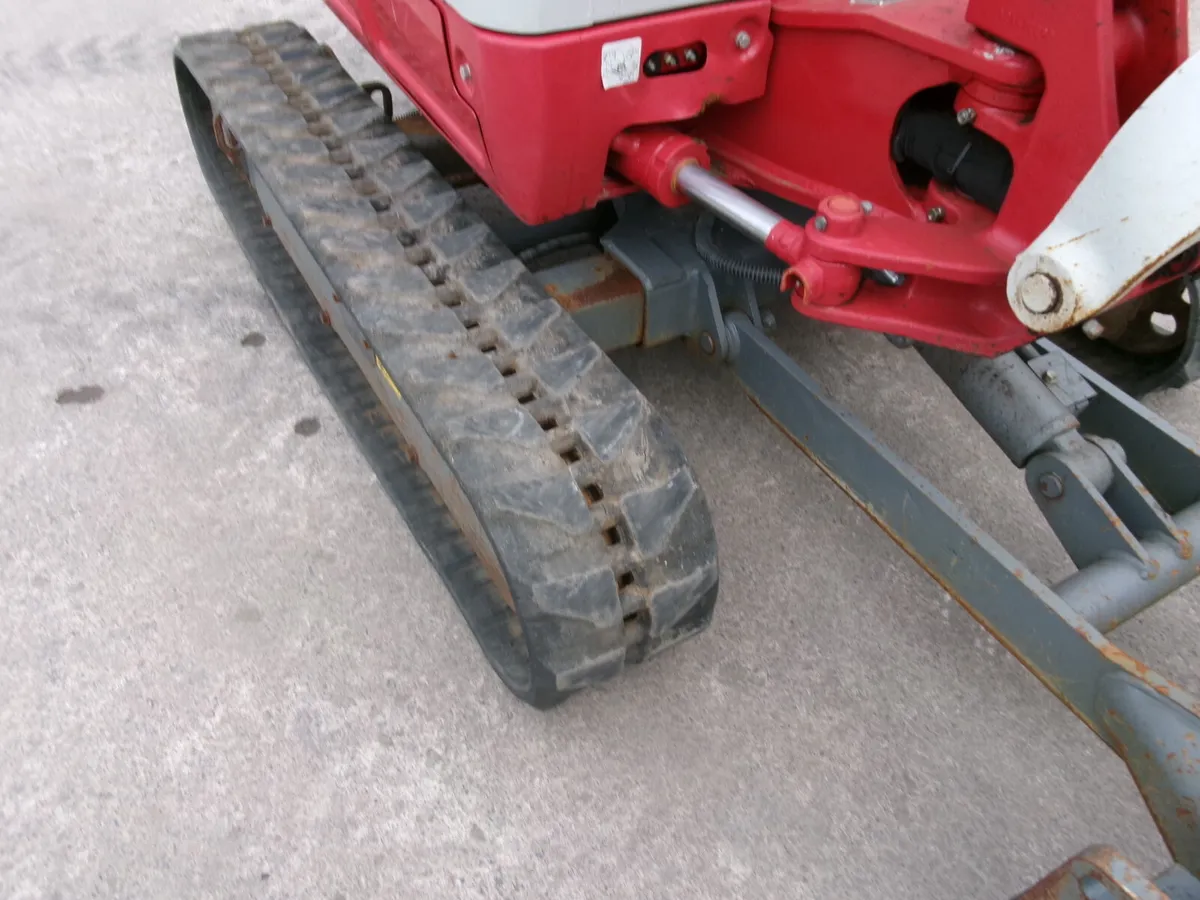 Takeuchi TB216 cab  #14004848 - Image 3