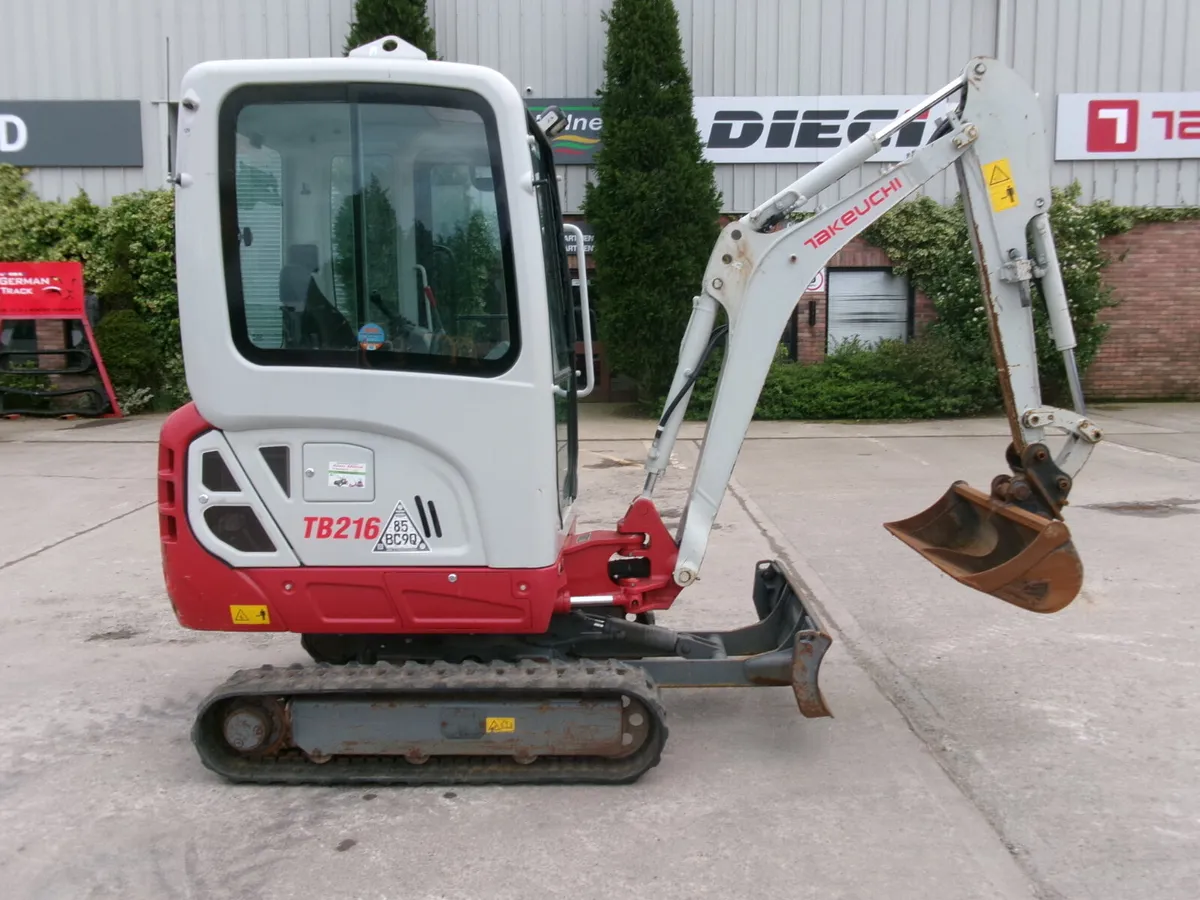 Takeuchi TB216 cab  #14004848 - Image 4