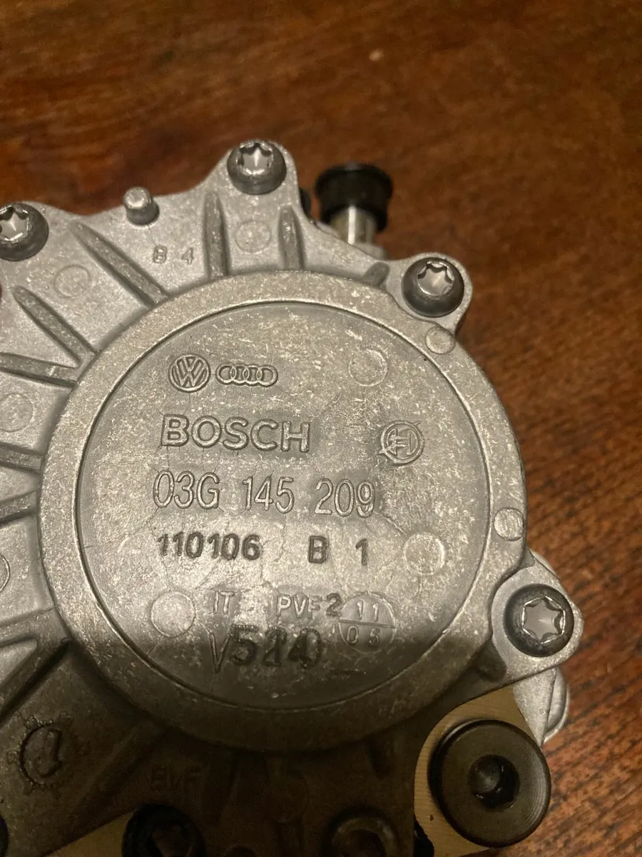 03G 145 209 High pressure pump and vacuum unit - Image 4