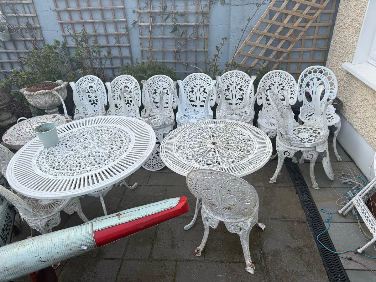 Garden chairs & Tables - Image 1
