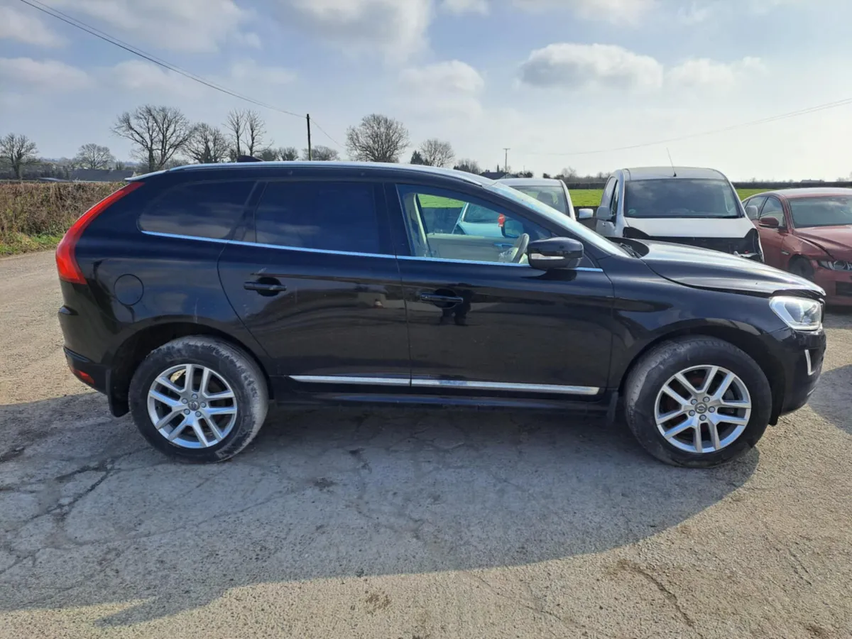 2016 VOLVO XC60  2.0 DIESEL FOR BREAKING! - Image 3