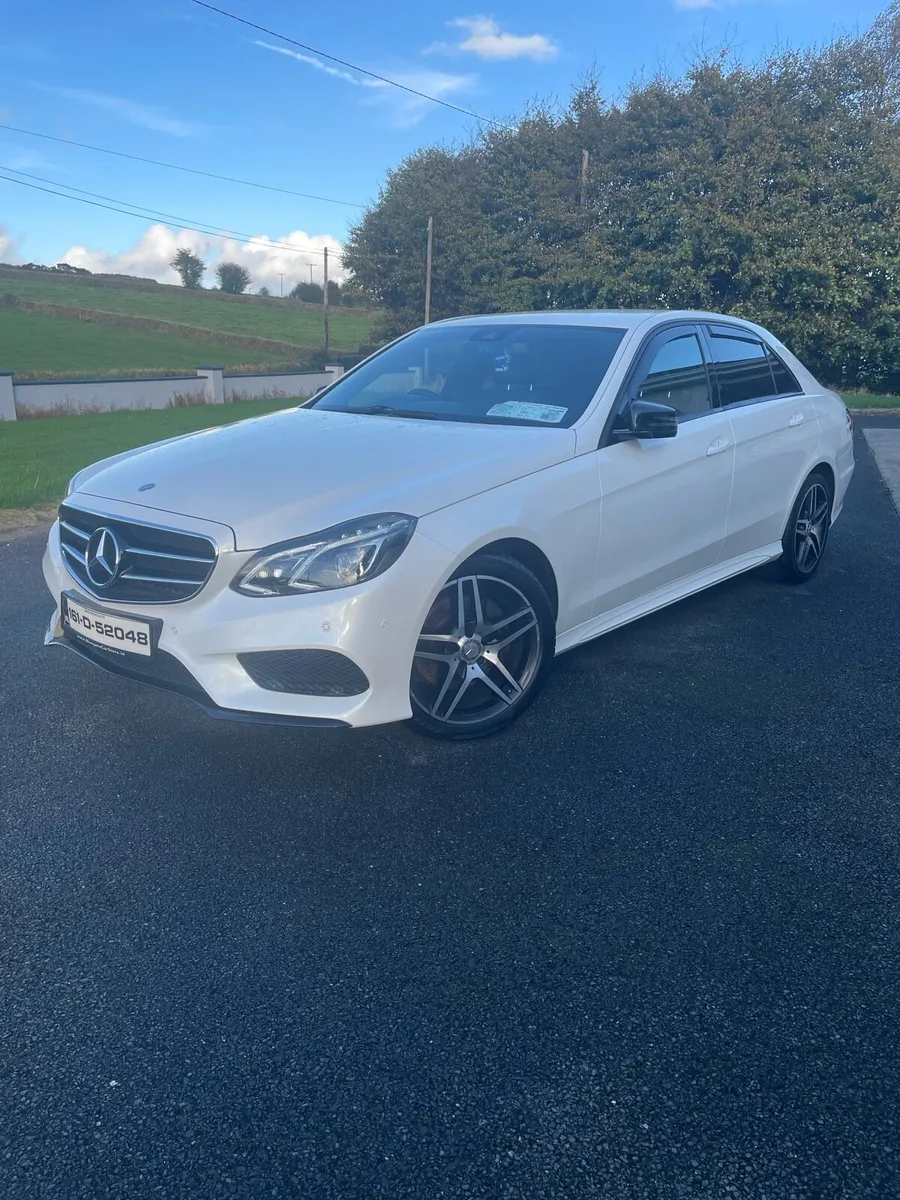 Mercedes AMG Night Edition - Image 1