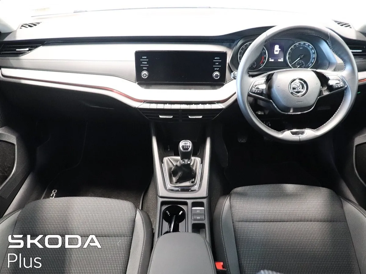 Skoda Octavia 1.0 TSI AMBITION - Image 3