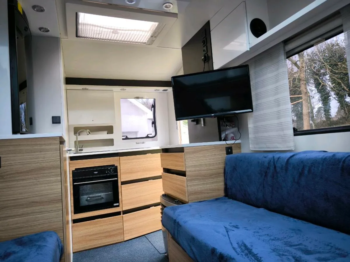 Caravan Adria Action - Image 3