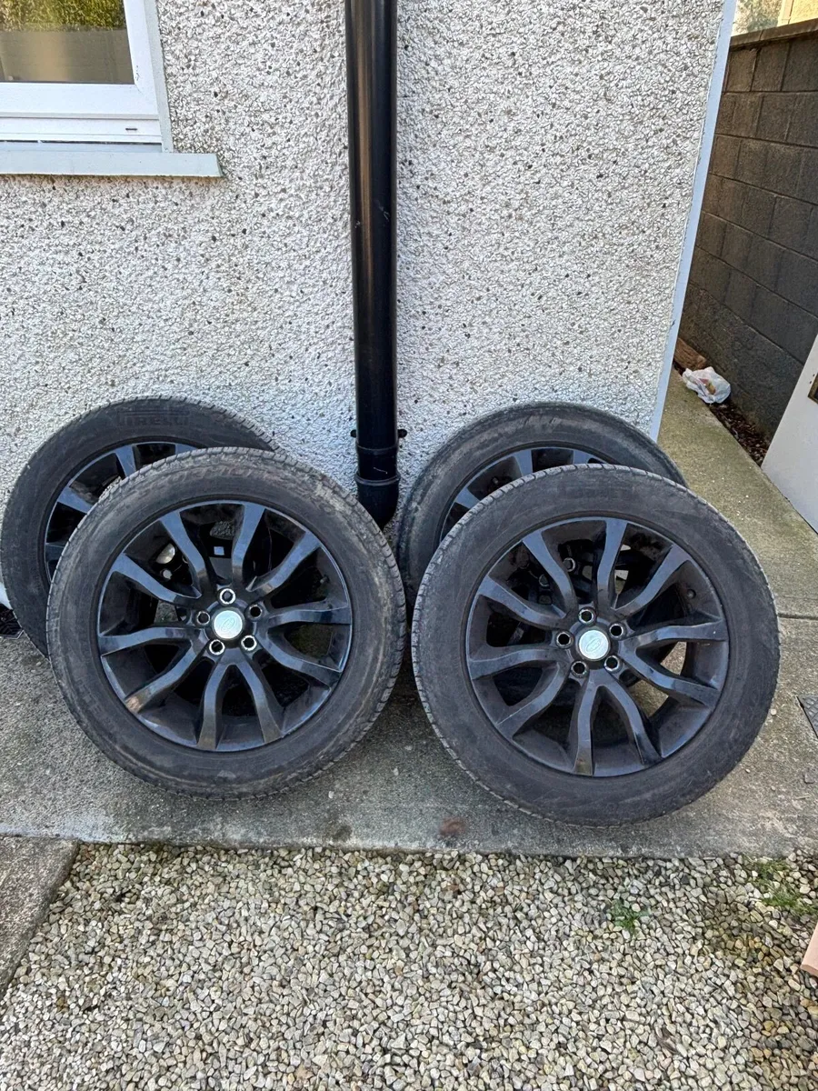 Range Rover Sport Genuine Wheels & Tyres 20inch - Image 1