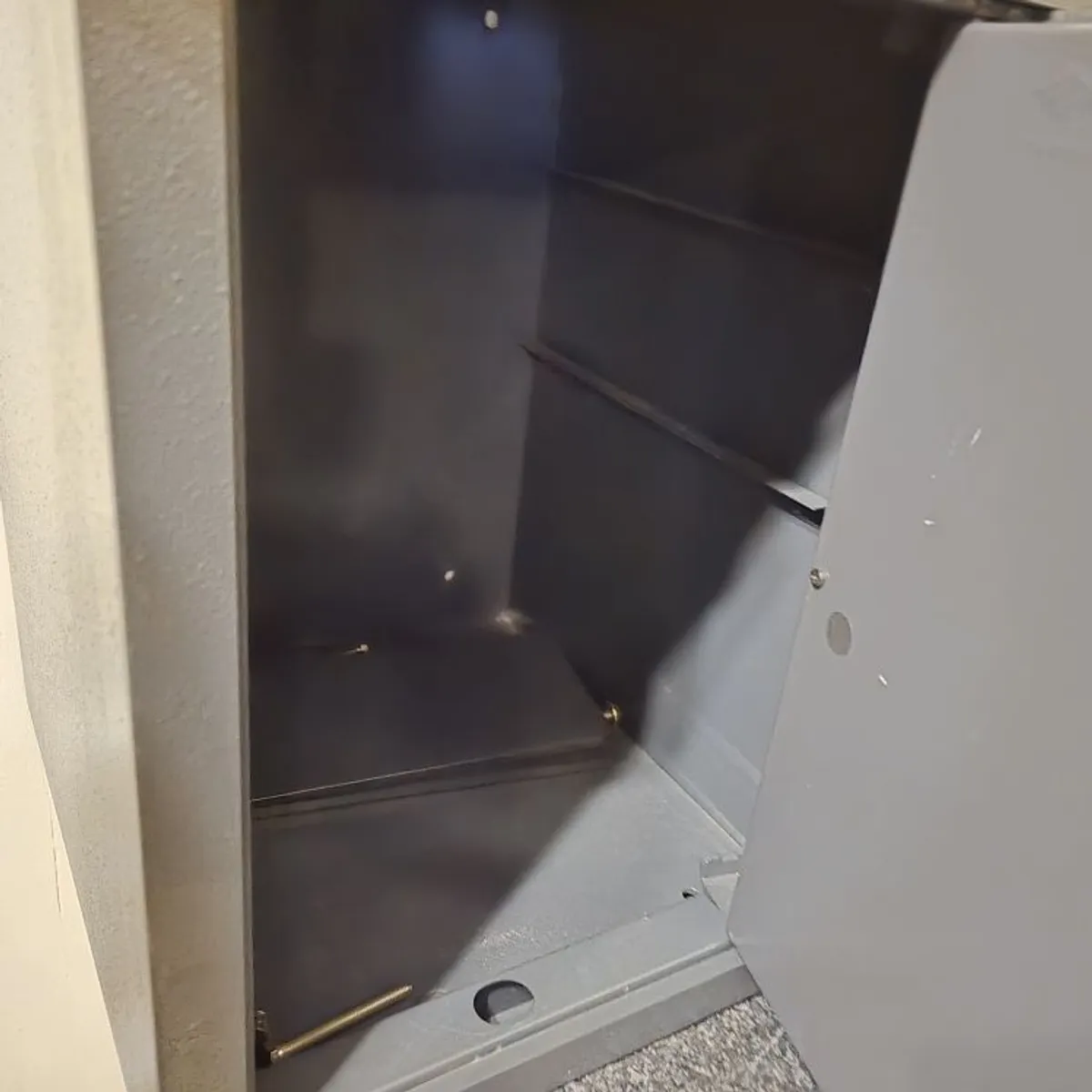 safe - Image 4